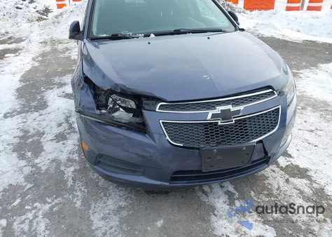 2014 Chevrolet Cruze Eco Manual z USA, uszkodzony, nr VIN 1G1PJ5SBXE7101996